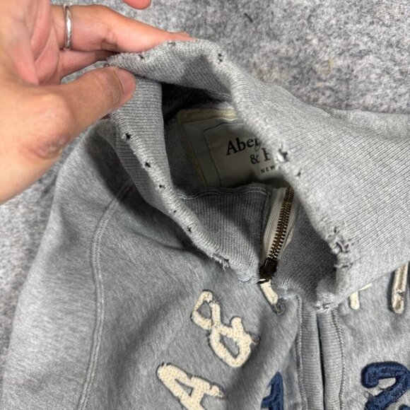 Abercrombie & Fitch Men's Y2K Light Gray High Neck Zip Up Jacket Size XL - Picture 16 of 16